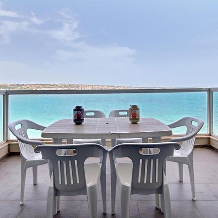 Beachfront Pretty Holiday Home Mellieħa Eksteriør billede